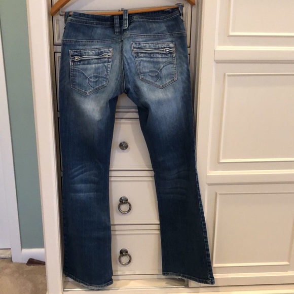 Farlow Jeans - Picture 3 of 14